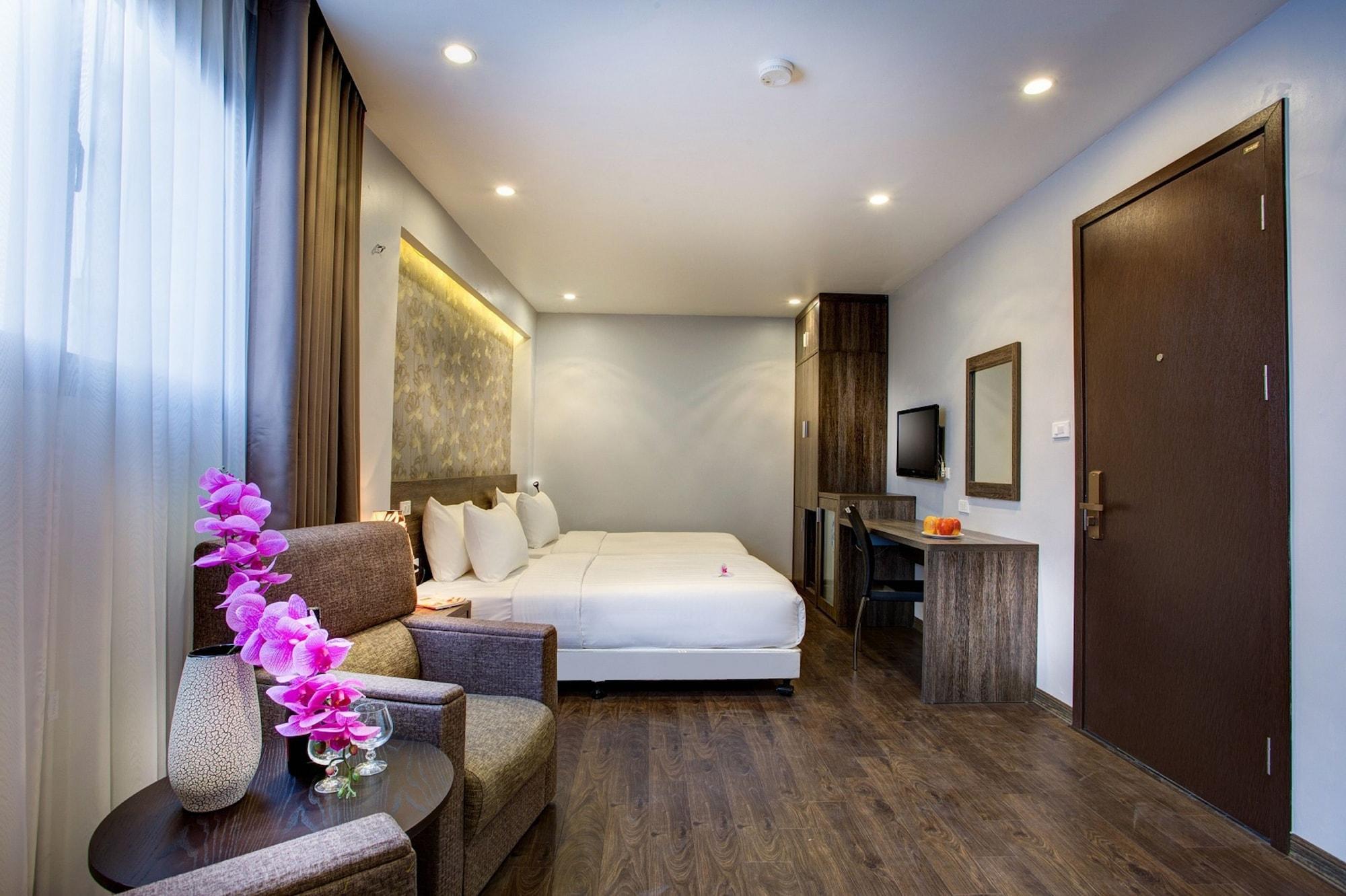 My Linh Hotel Hanoi Exterior photo