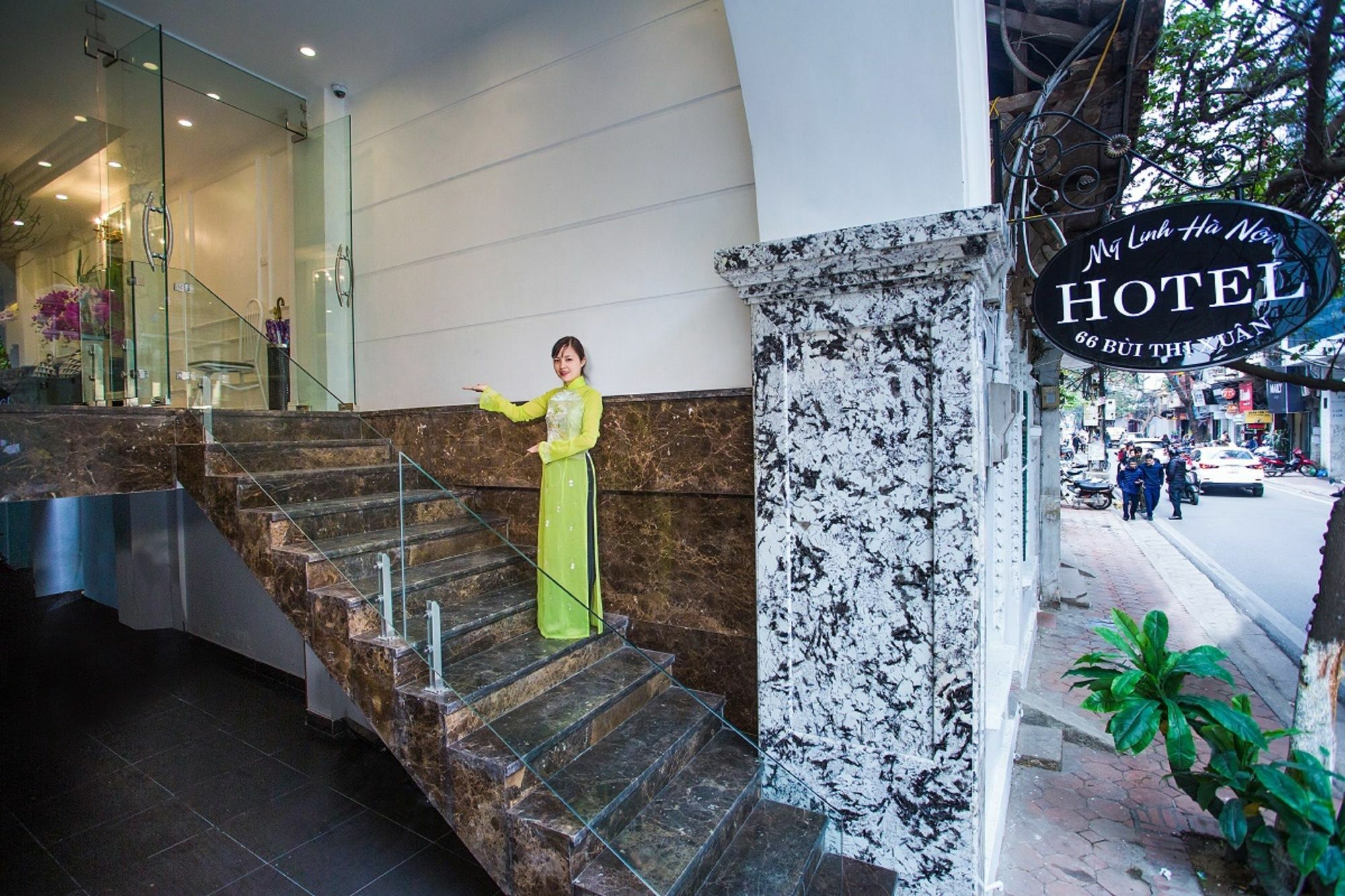 My Linh Hotel Hanoi Exterior photo